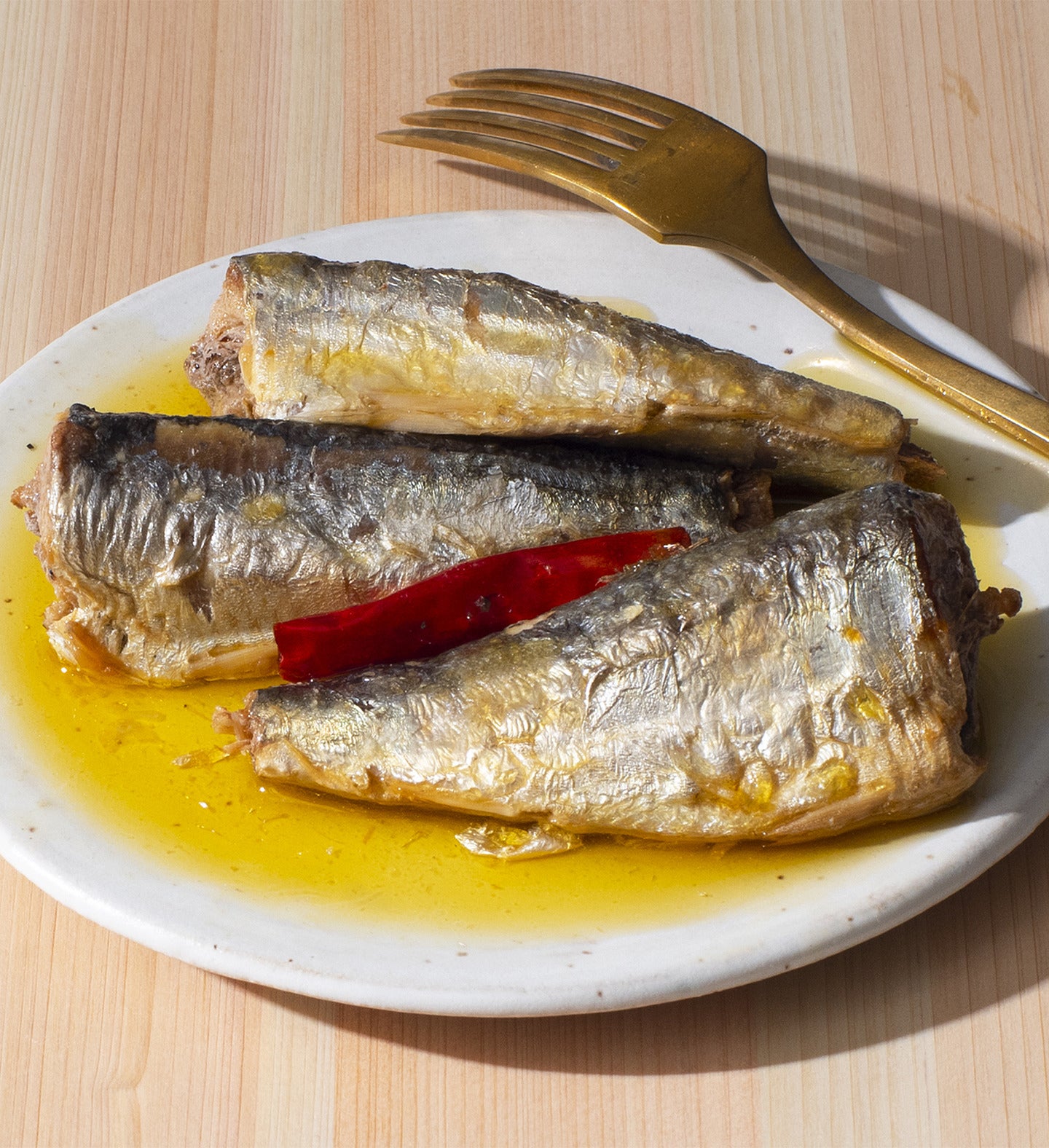 Wild Sardines with Olive Oil & Red Chili Pepper . oz tins